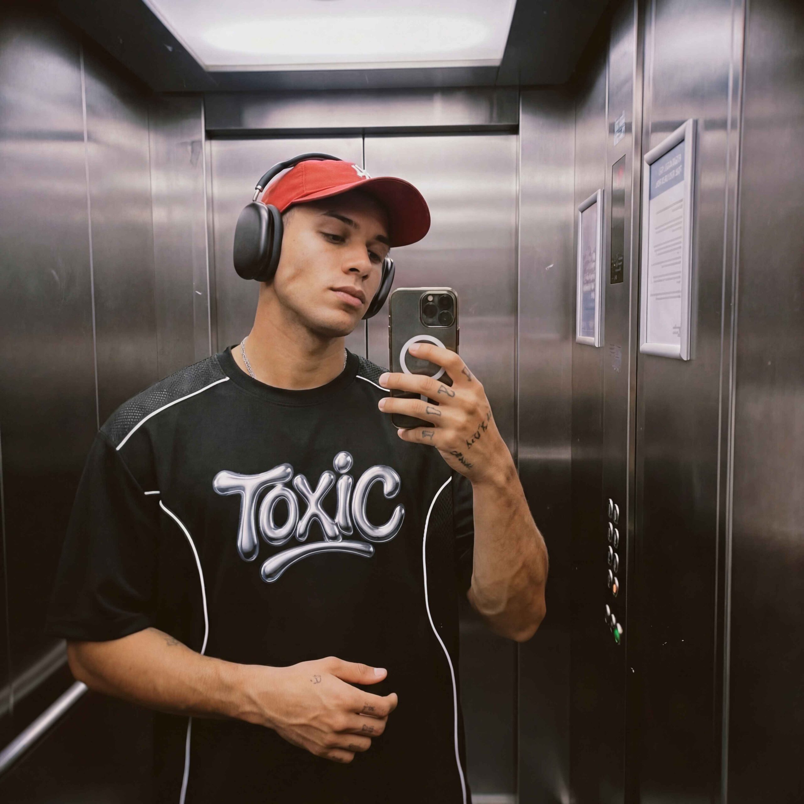 Toxic Panel Streetwear T-Shirt Chrome Toxic Nyc Streetwear Online Store