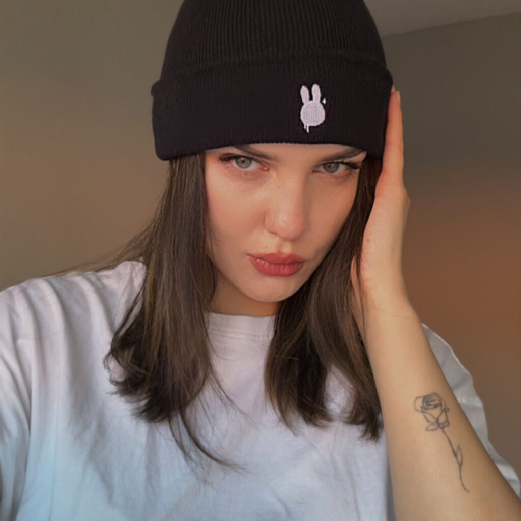 Beanie Hat White Symbol model