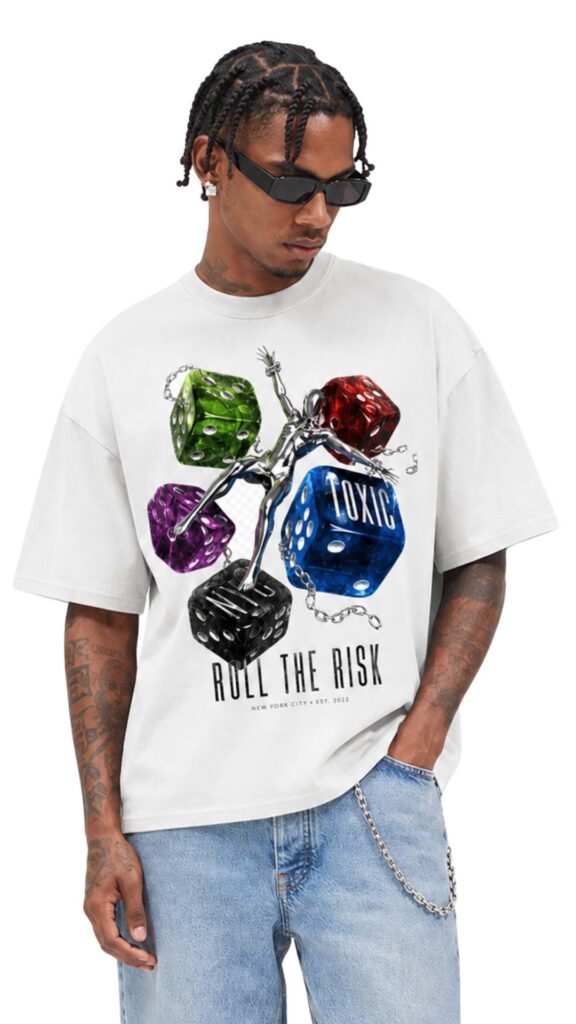 ROLL THE RISK OVERSIZED GRAPHIC T SHIRT Man